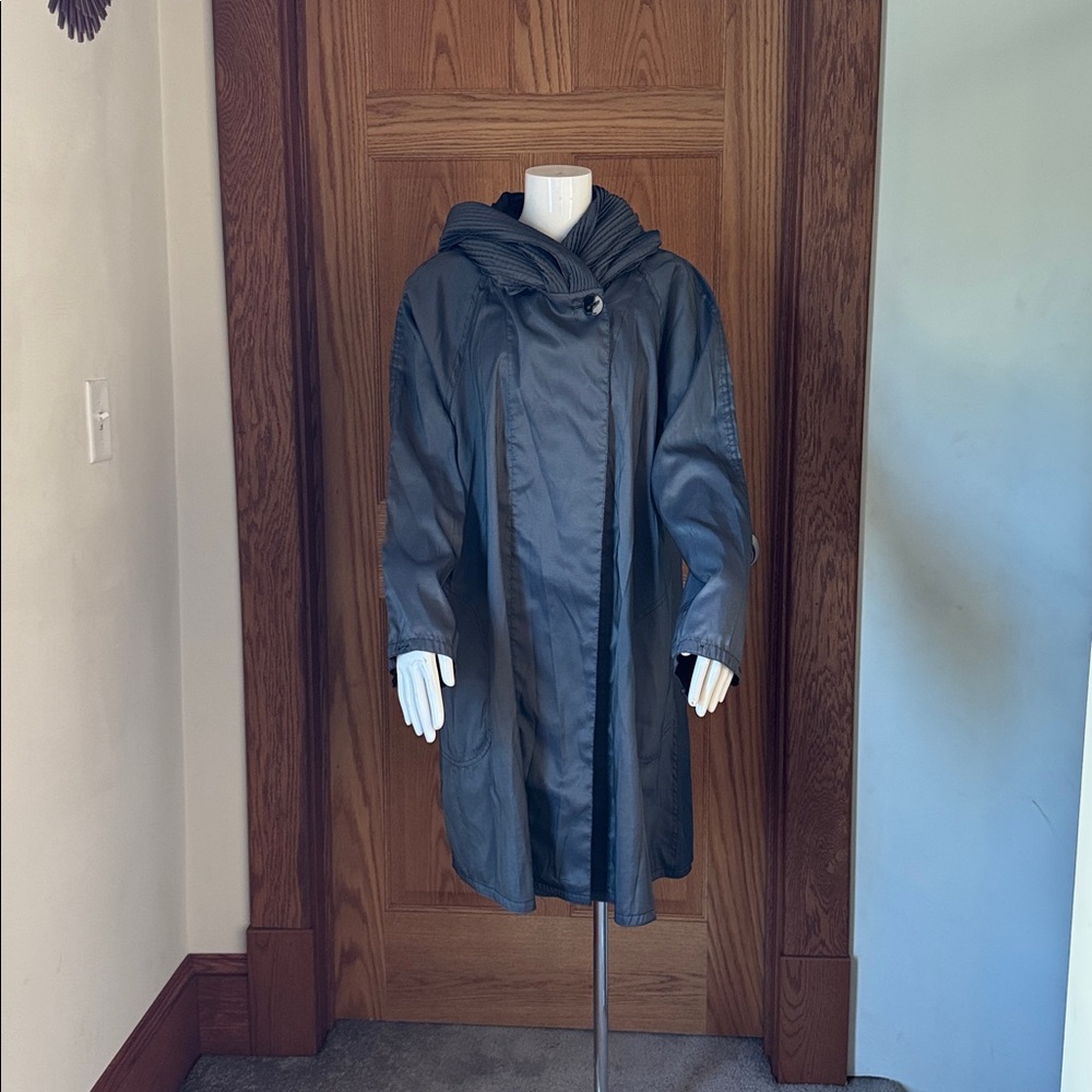 Talk of the Walk Gray Hooded Poncho Jacket Coat SIZE S/M
